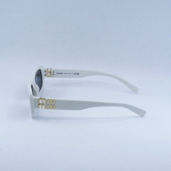 🕶️ New Miu Miu MU08ZS 1425S0 Sunglasses - White Ivory Frame, Dark Grey Lenses - Picture 9 of 11